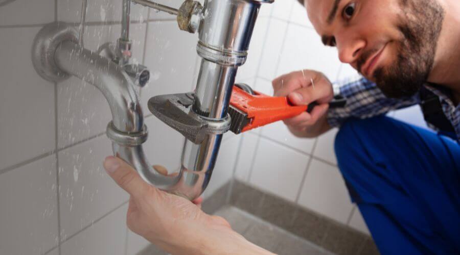 Toilet repair in Thayne, WY